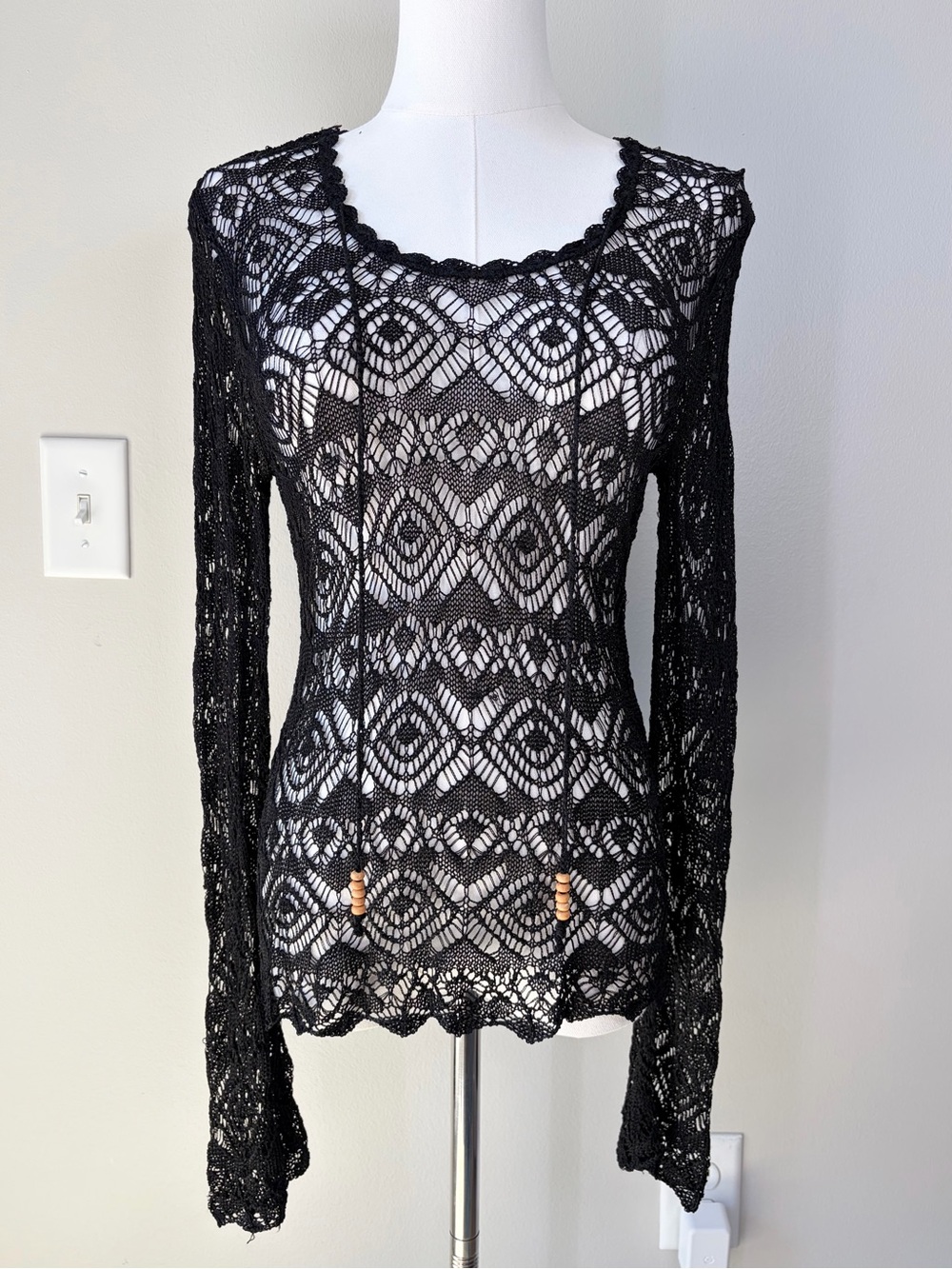 Vintage Bettie Paige Black Open Knit Tassel Cover Up Top Layering Festival
